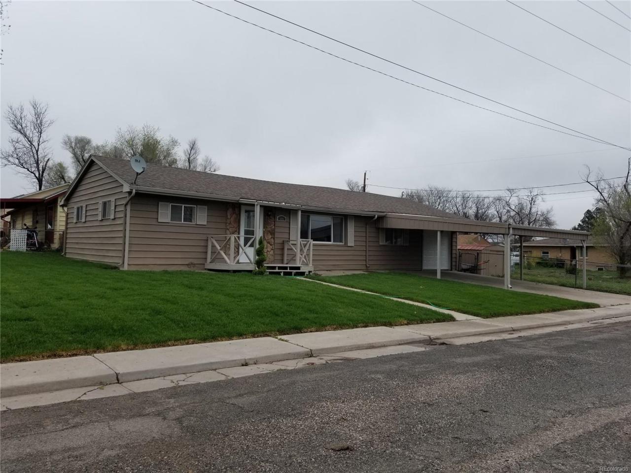 1490 5th Street - Photo 1