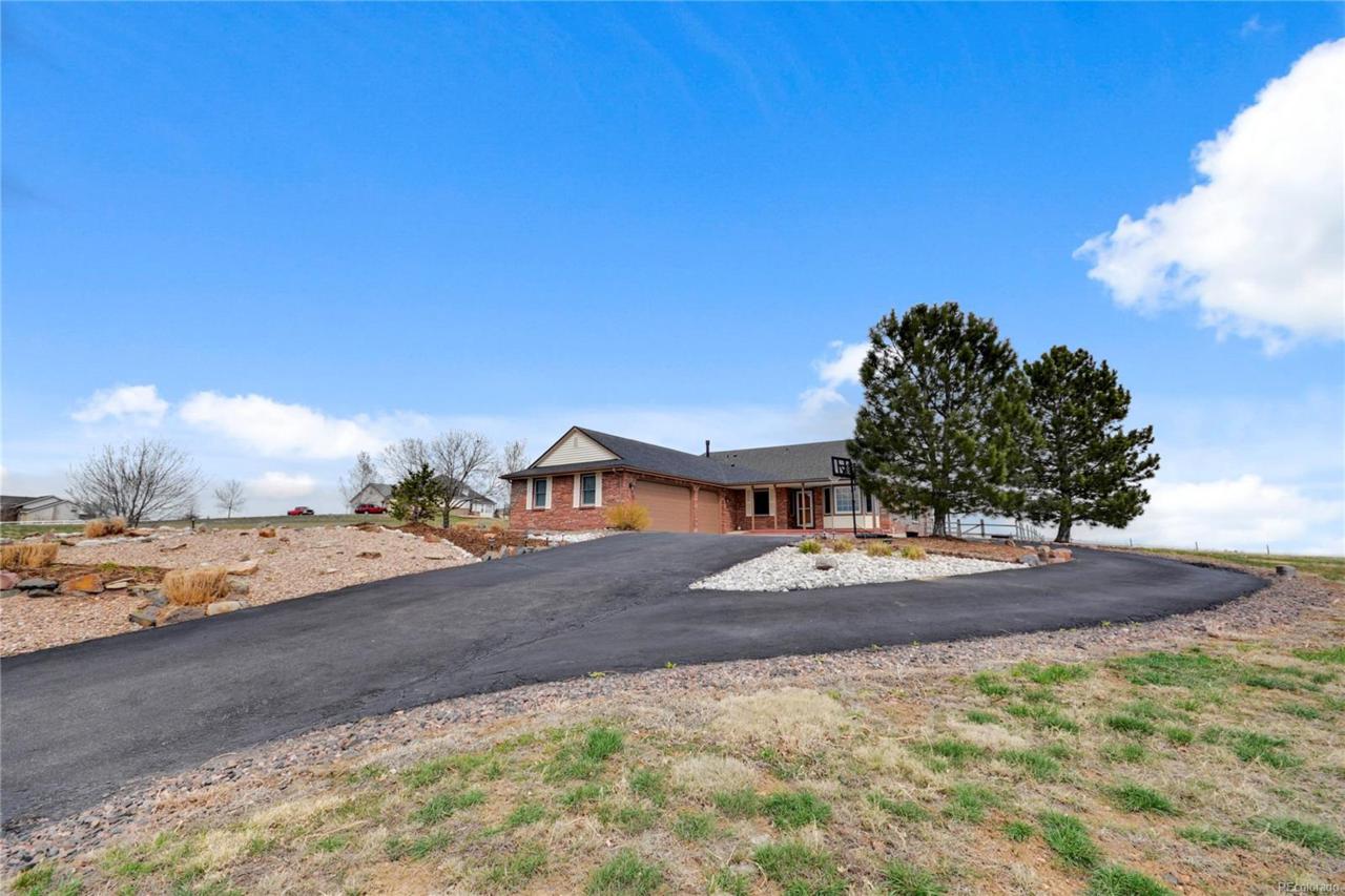 13680 Boston Street - Photo 1