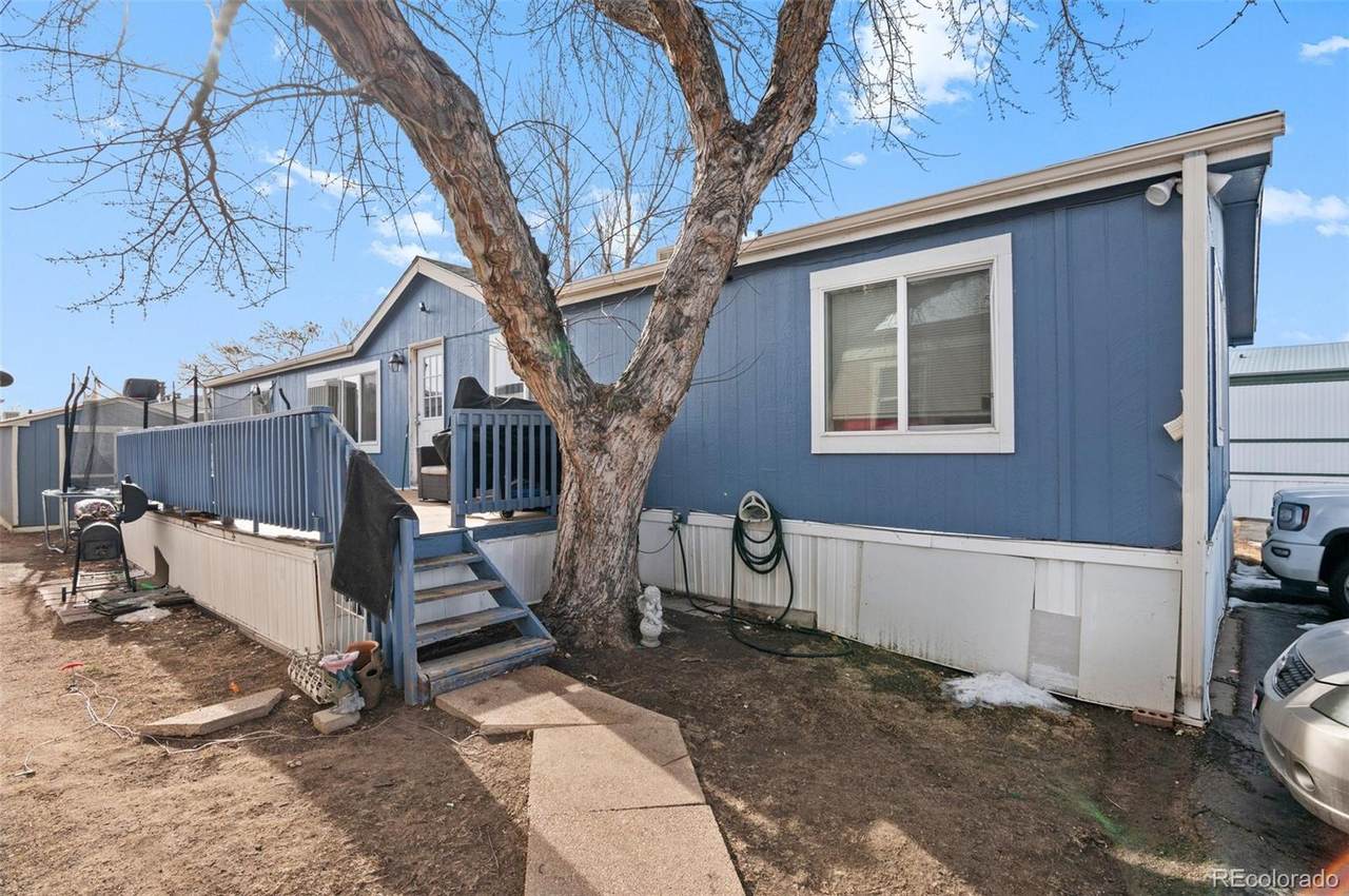 17454 Batavia Place - Photo 1