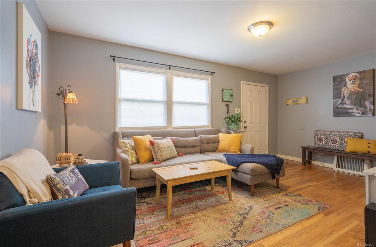 2110 Hooker Way - Photo 1