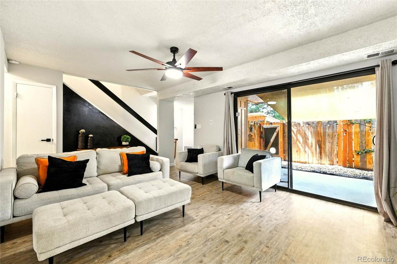 7995 Mississippi Avenue - Photo 1
