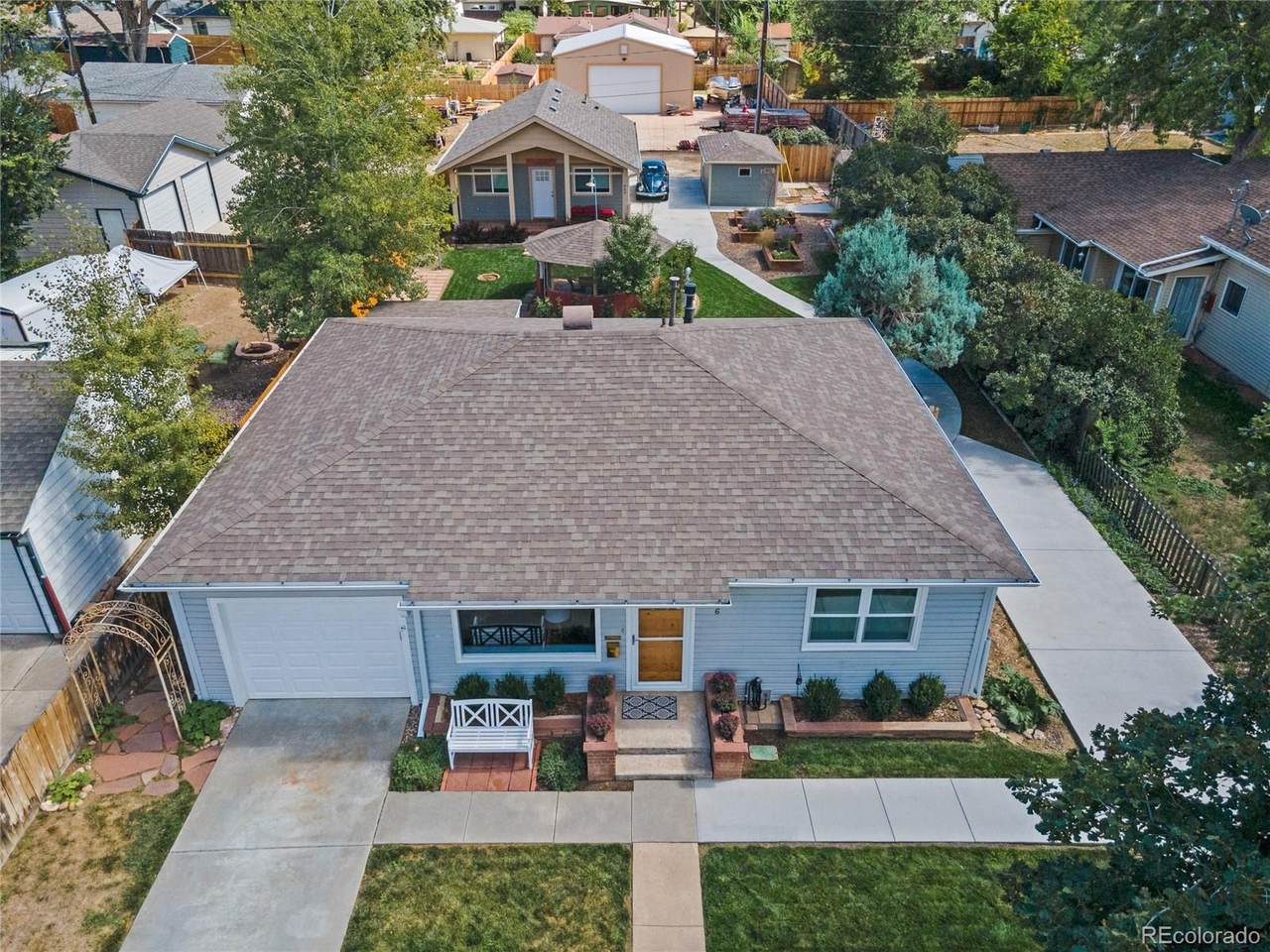 946 Colorado Avenue - Photo 1
