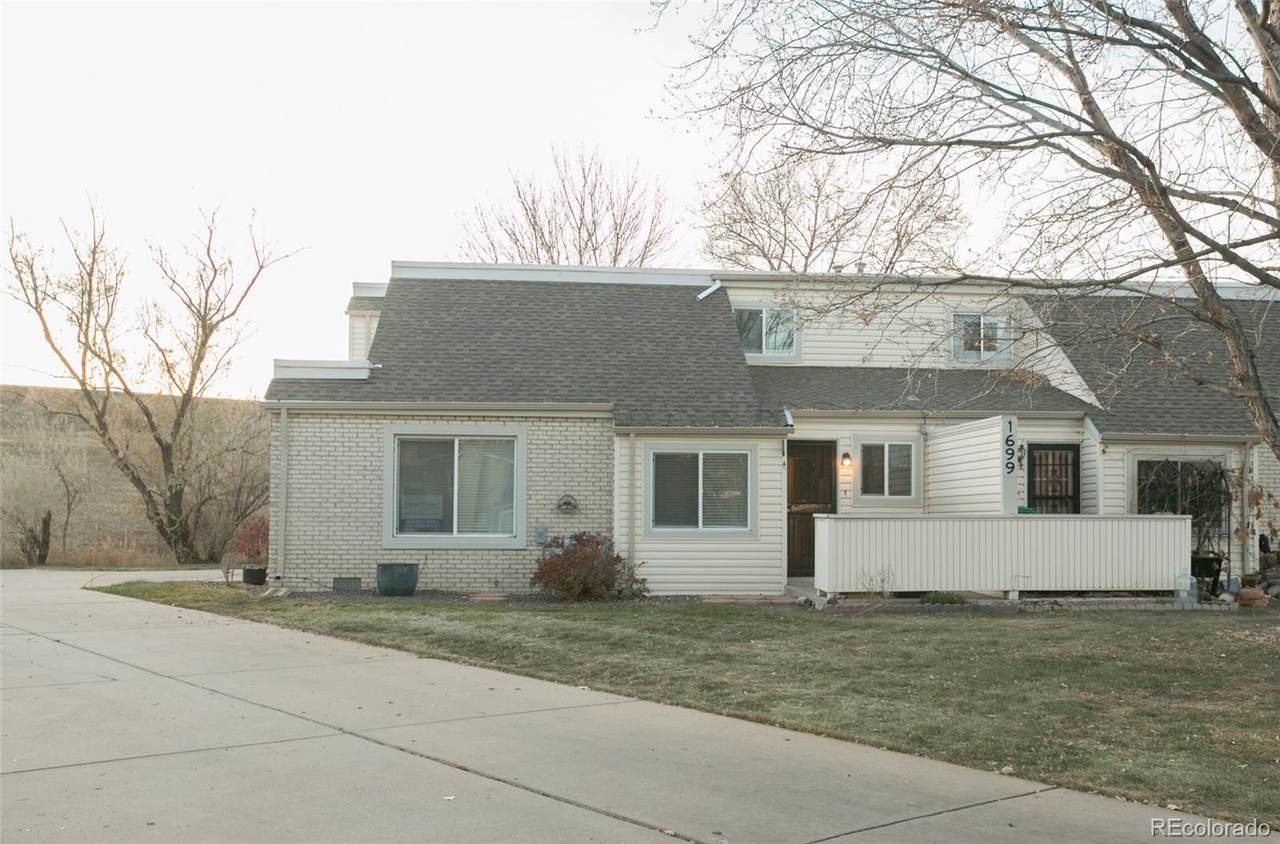 1699 Lee Street - Photo 1