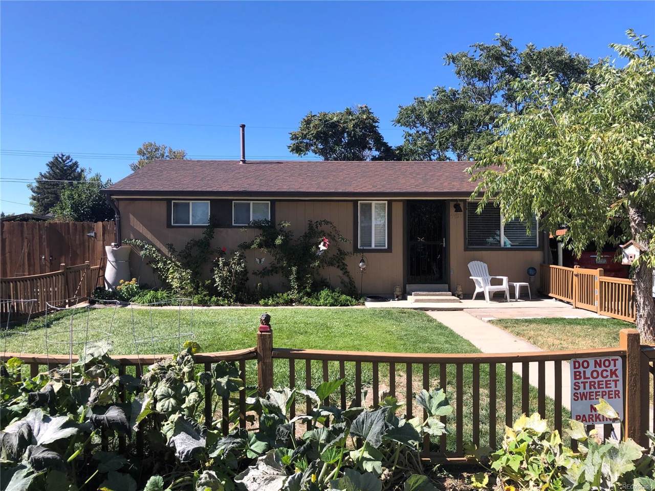 6491 Poplar Street - Photo 1