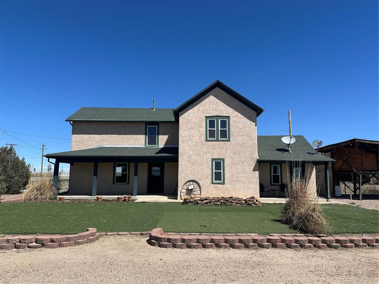 135 36th Lane - Photo 1