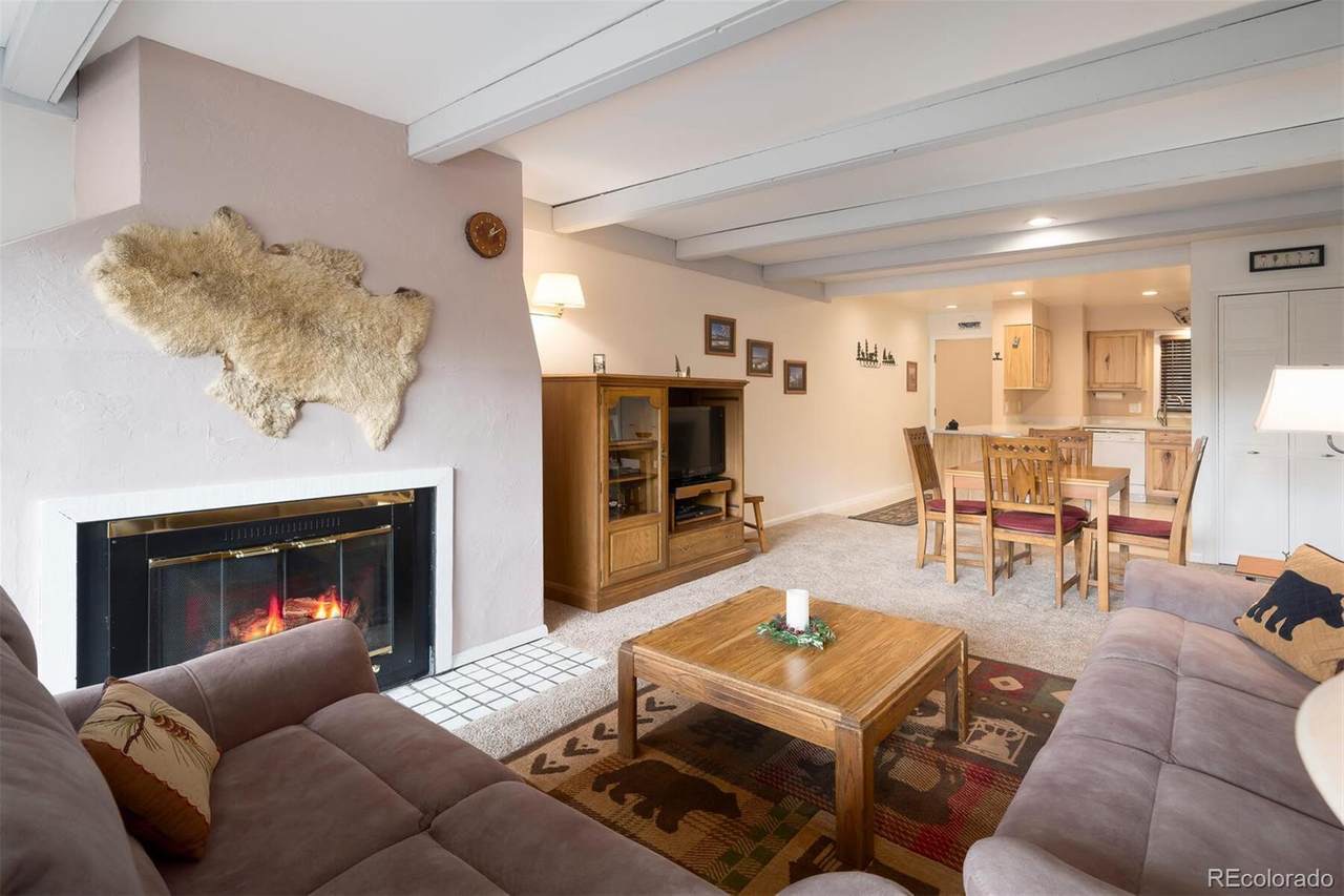 21 Buffalo Court - Photo 1