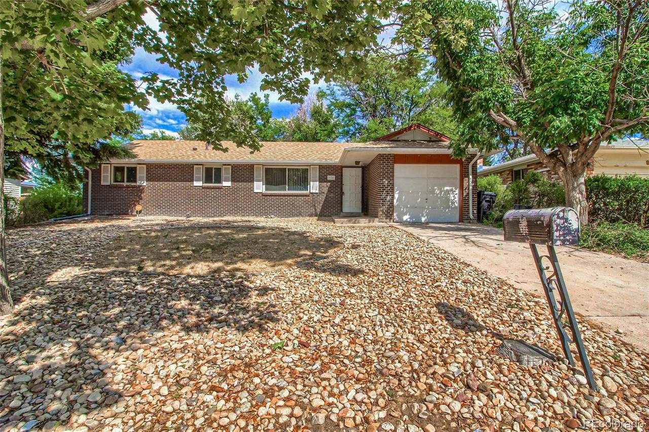 924 Macon Street - Photo 1