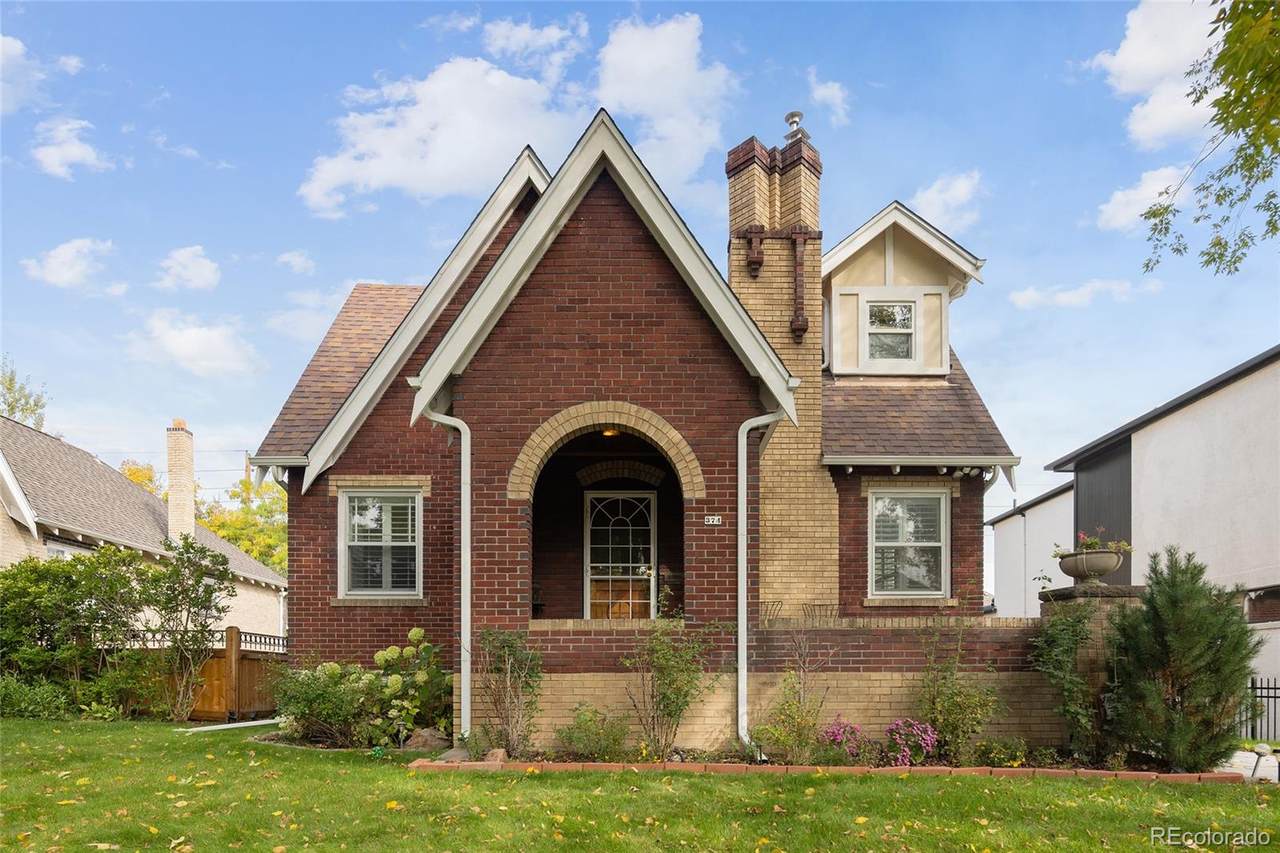 374 Race Street - Photo 1