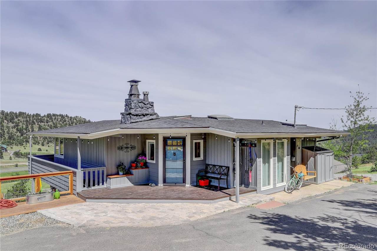 214 Meadow View Drive - Photo 1