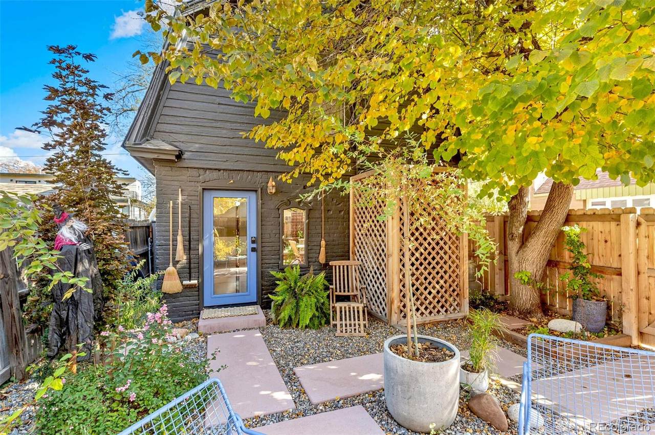 4748 34th Avenue - Photo 1