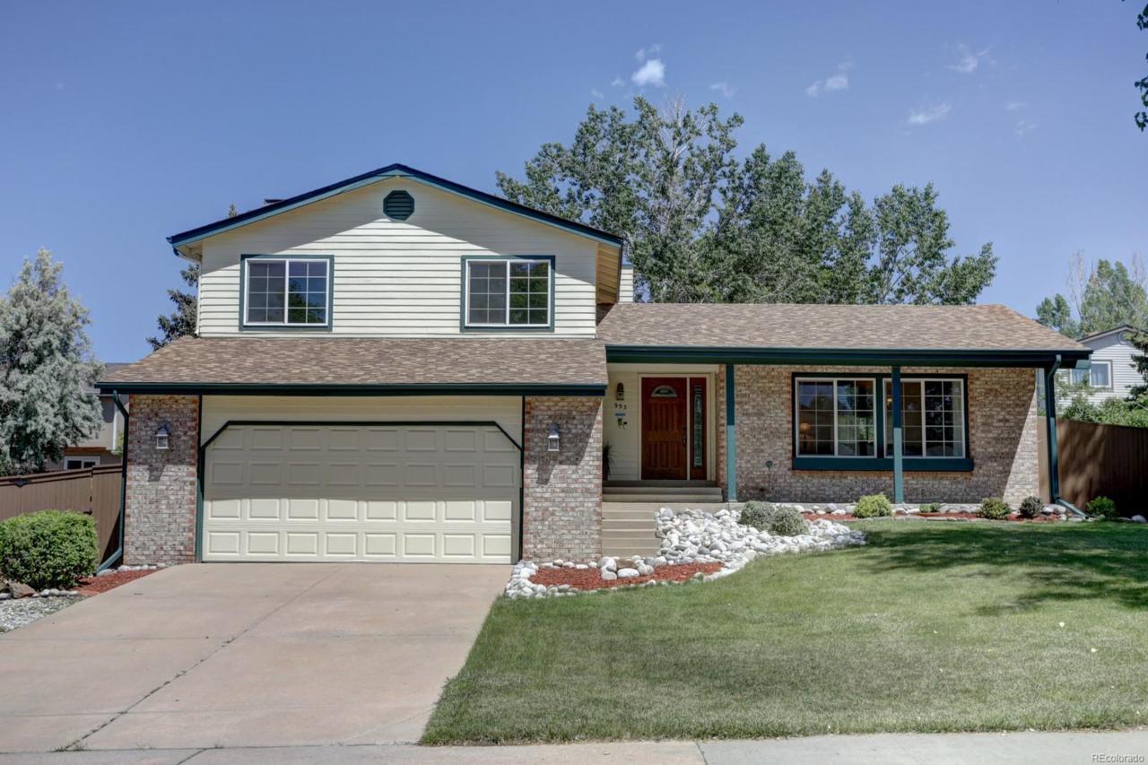 953 Fieldstone Place - Photo 1
