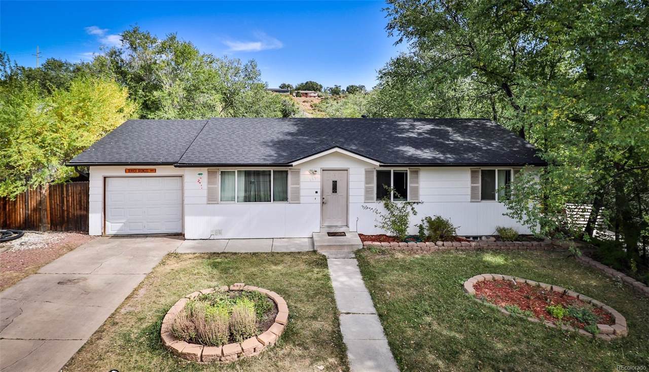 1231 Tonka Avenue - Photo 1