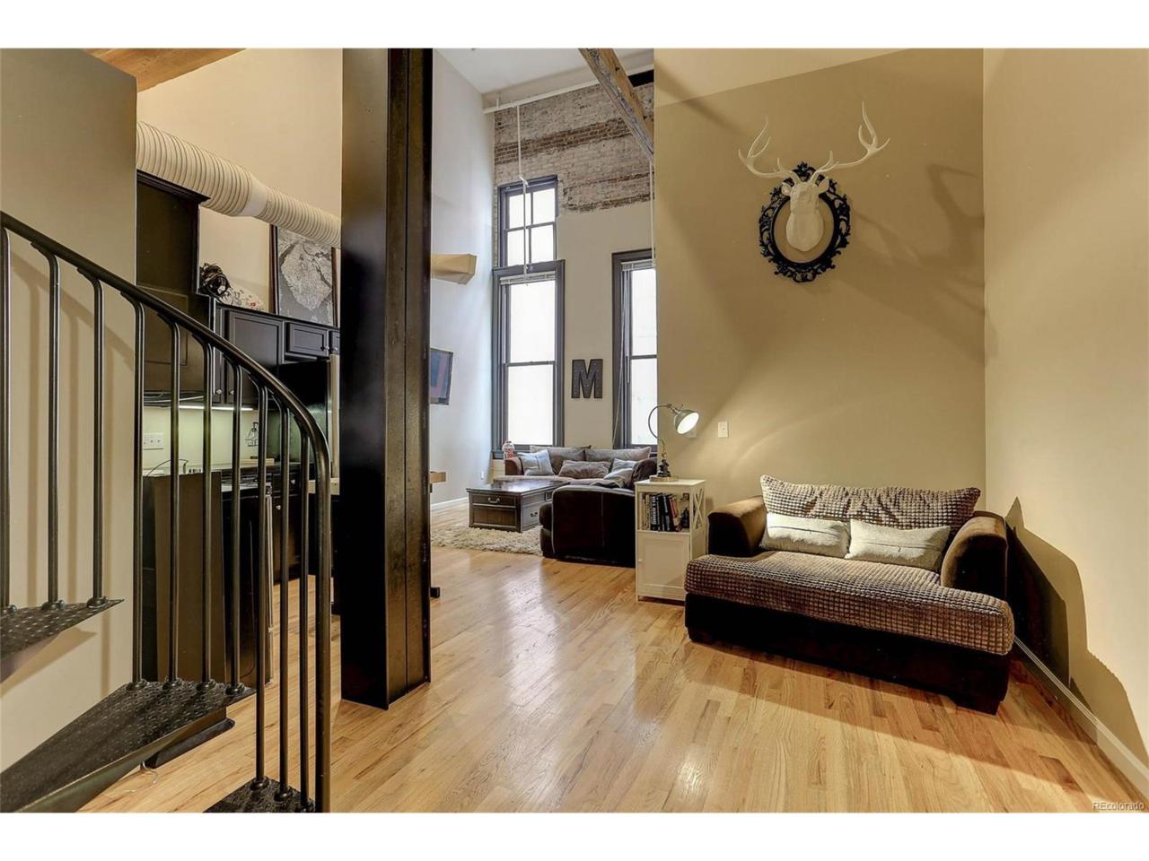 1555 California Street - Photo 1