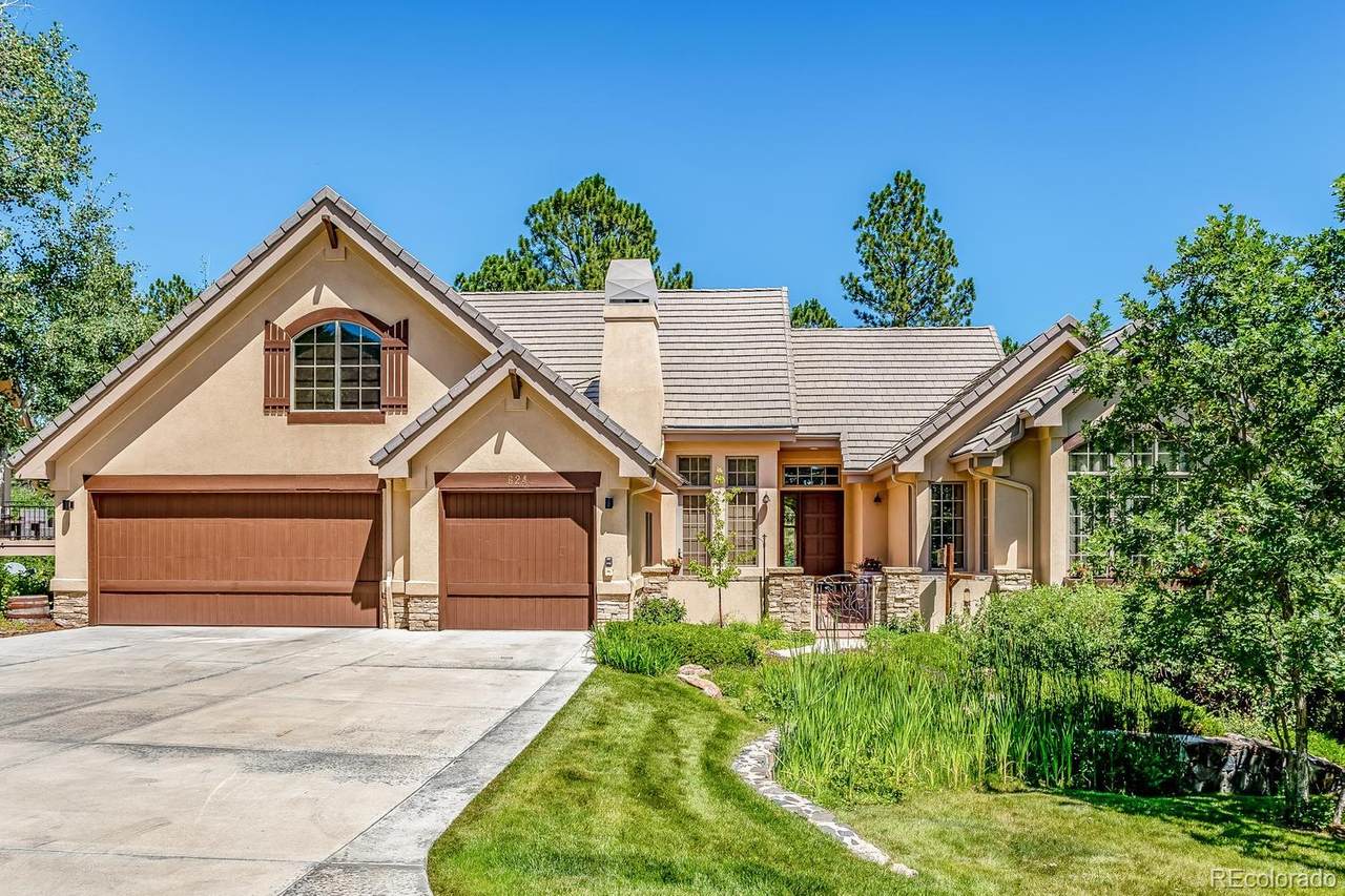 624 Country Club Drive - Photo 1