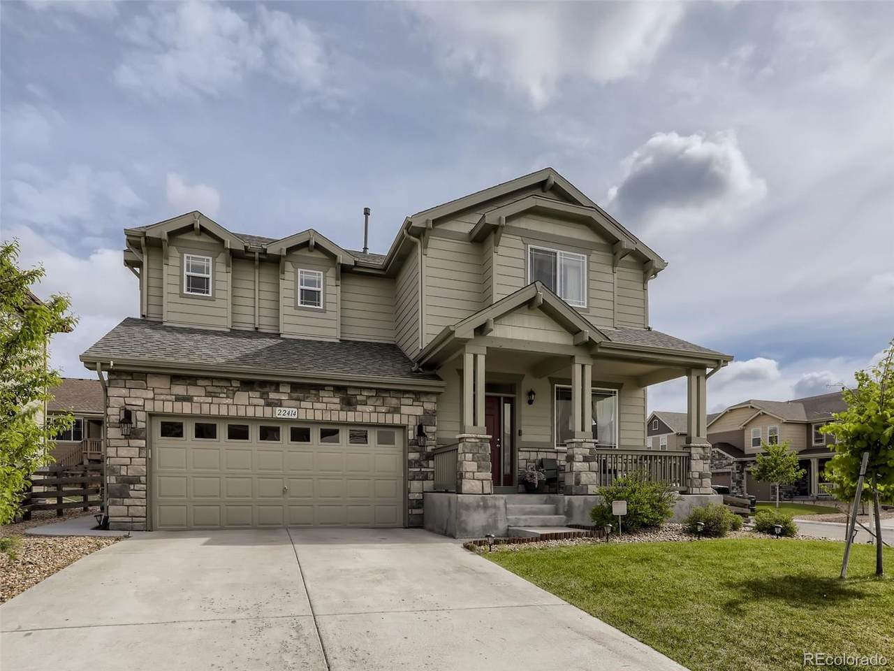 22414 Union Place - Photo 1