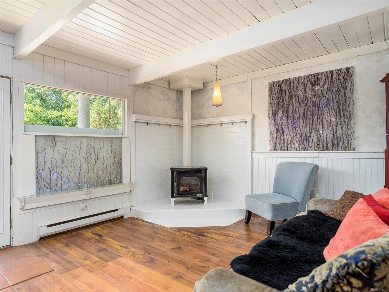 1760 Alexandre Way - Photo 1