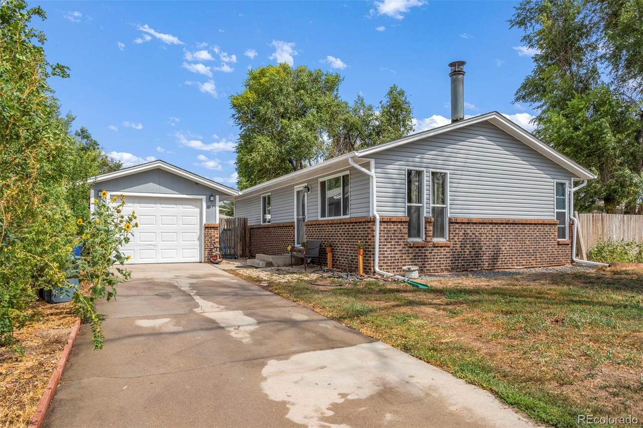 1017 Platte Drive - Photo 1
