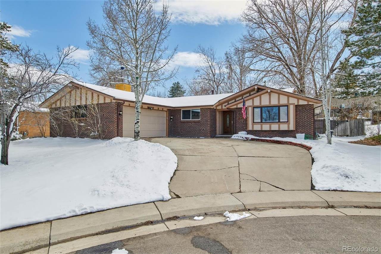 523 Ellis Court - Photo 1