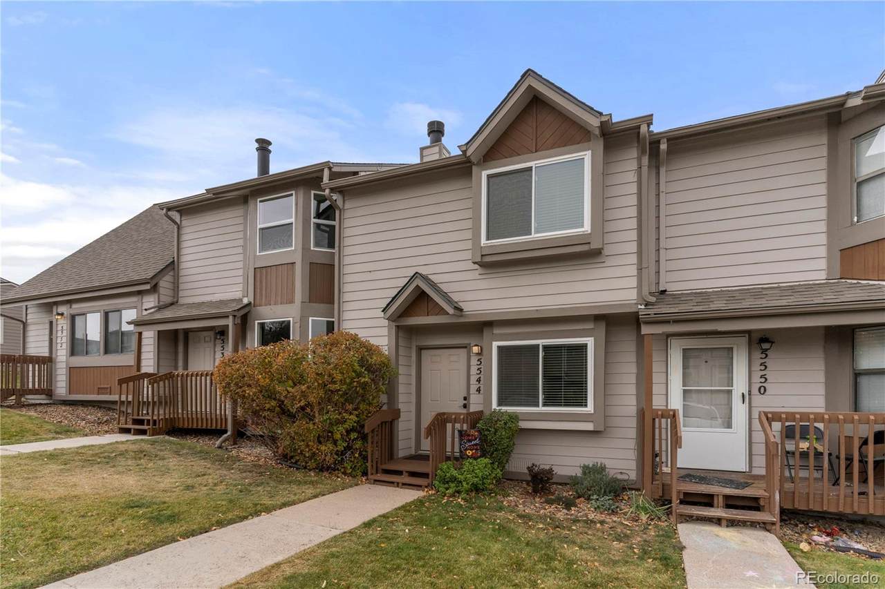 5544 Mansfield Court - Photo 1