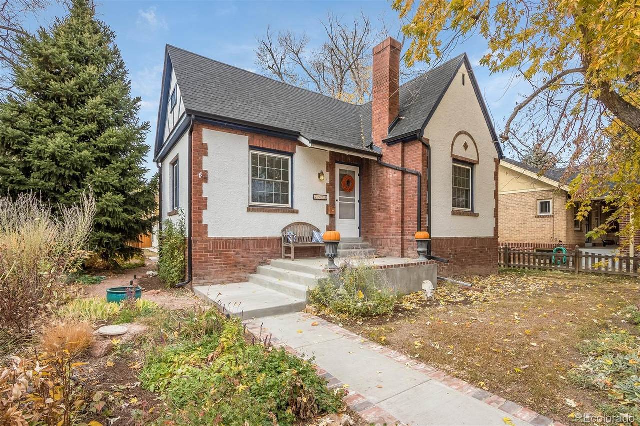 2323 Holly Street - Photo 1