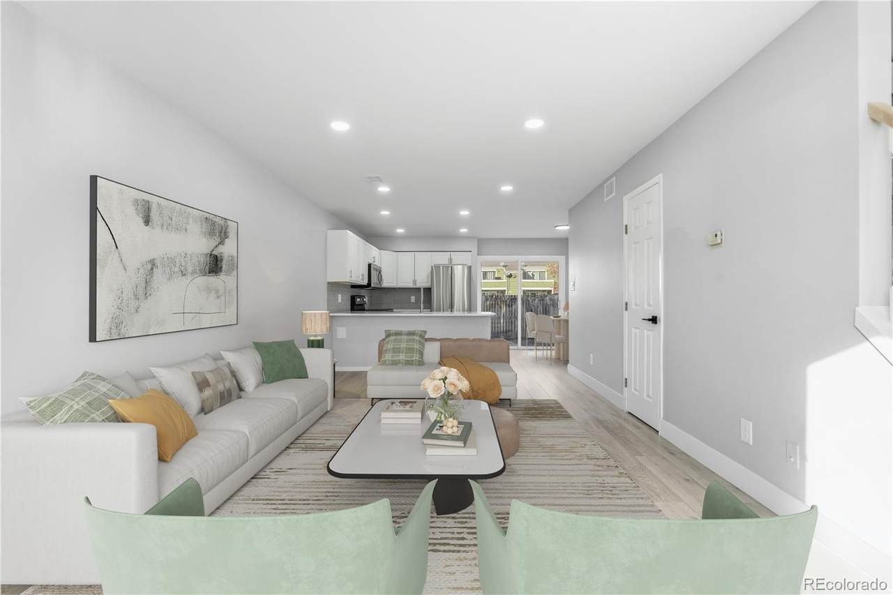 932 Peoria Street - Photo 1