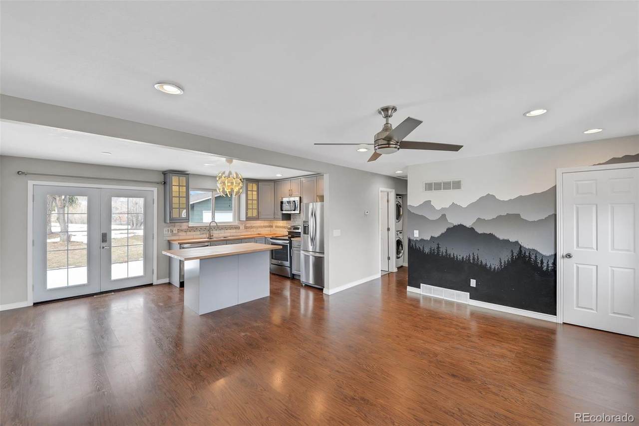 6017 Dunraven Street - Photo 1