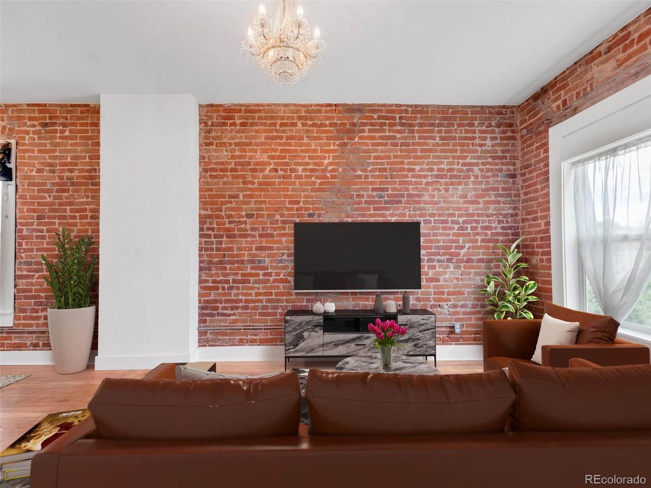 418 43rd Avenue - Photo 1