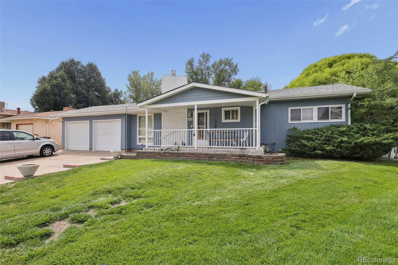 3234 Winston Street - Photo 1