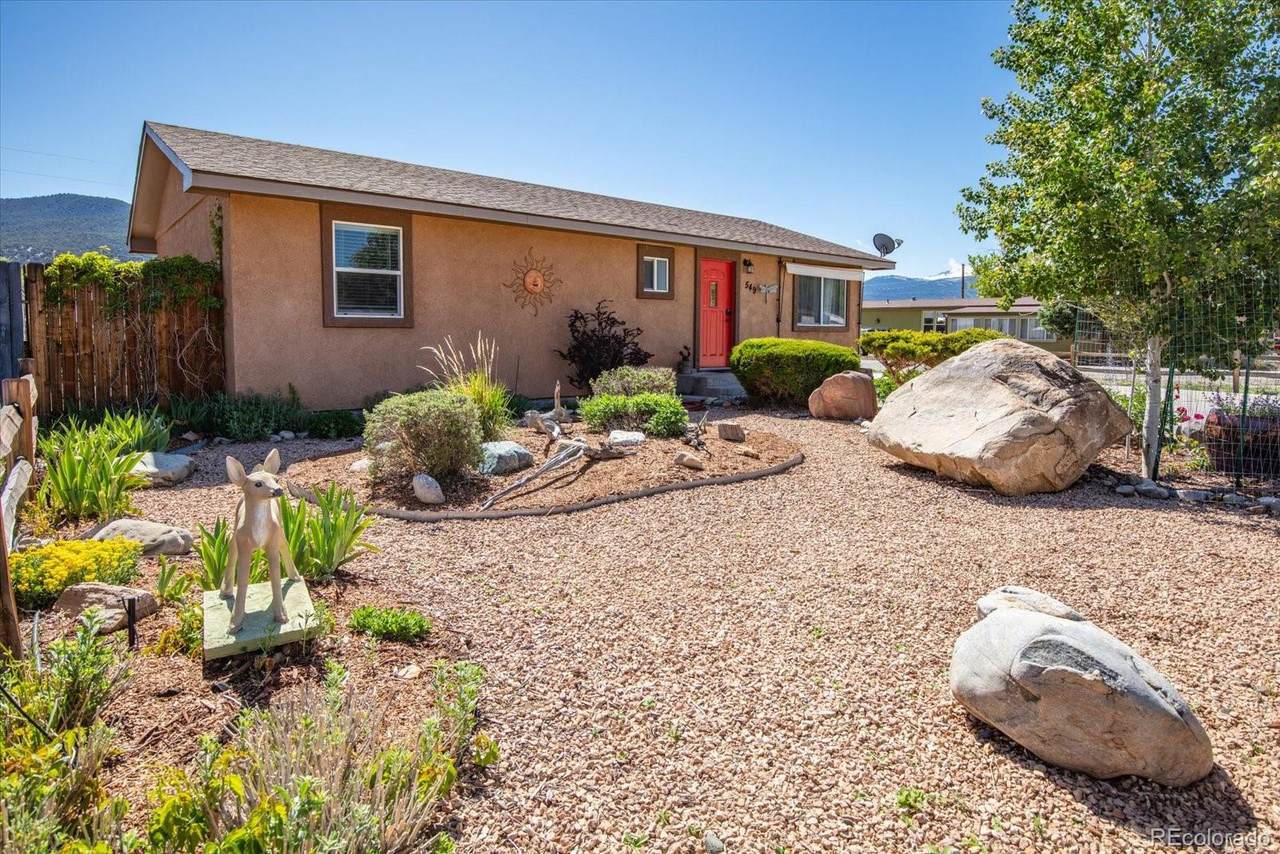 549 Blake Street - Photo 1