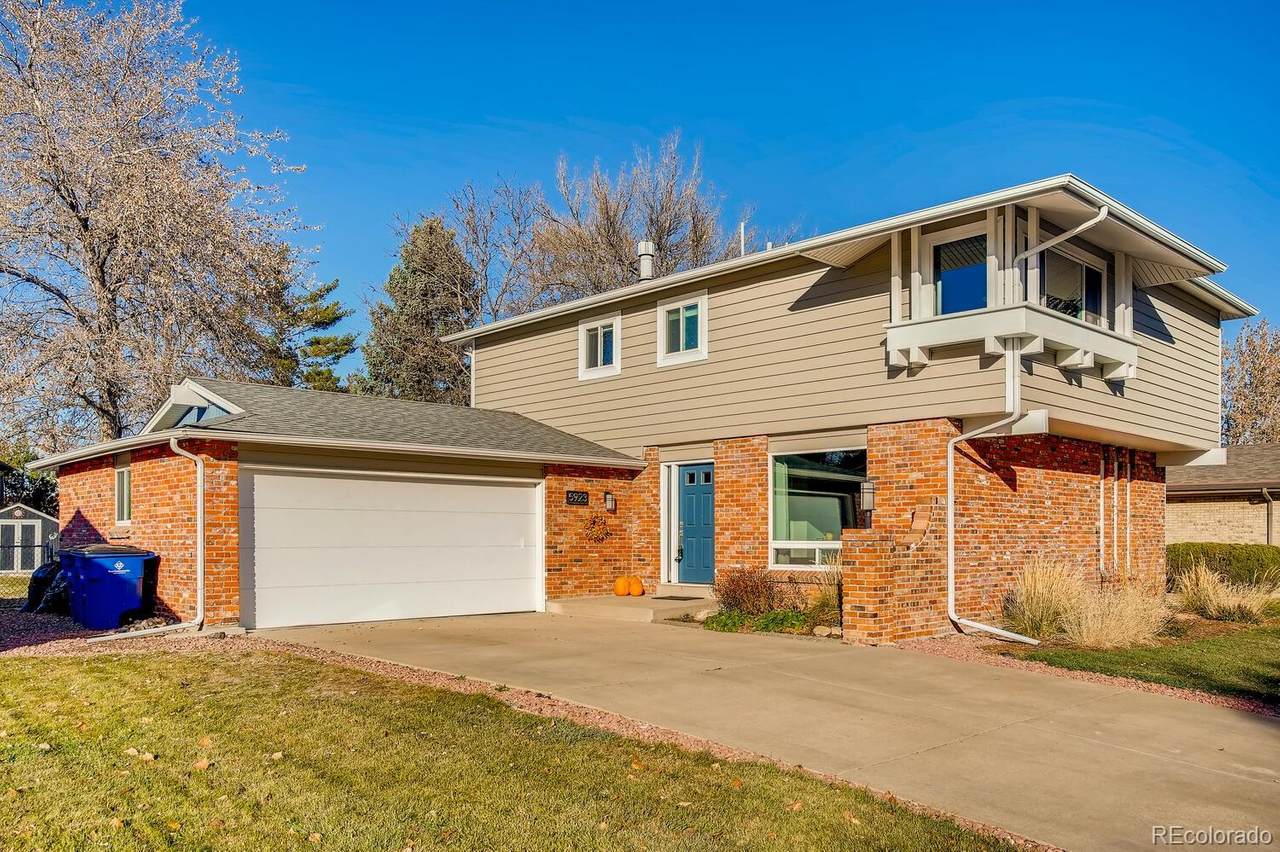 5923 Maplewood Drive - Photo 1