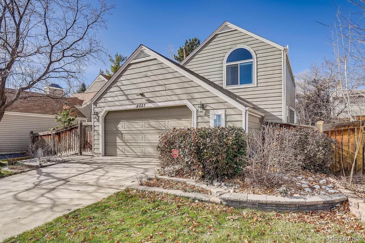 8027 Iris Way - Photo 1