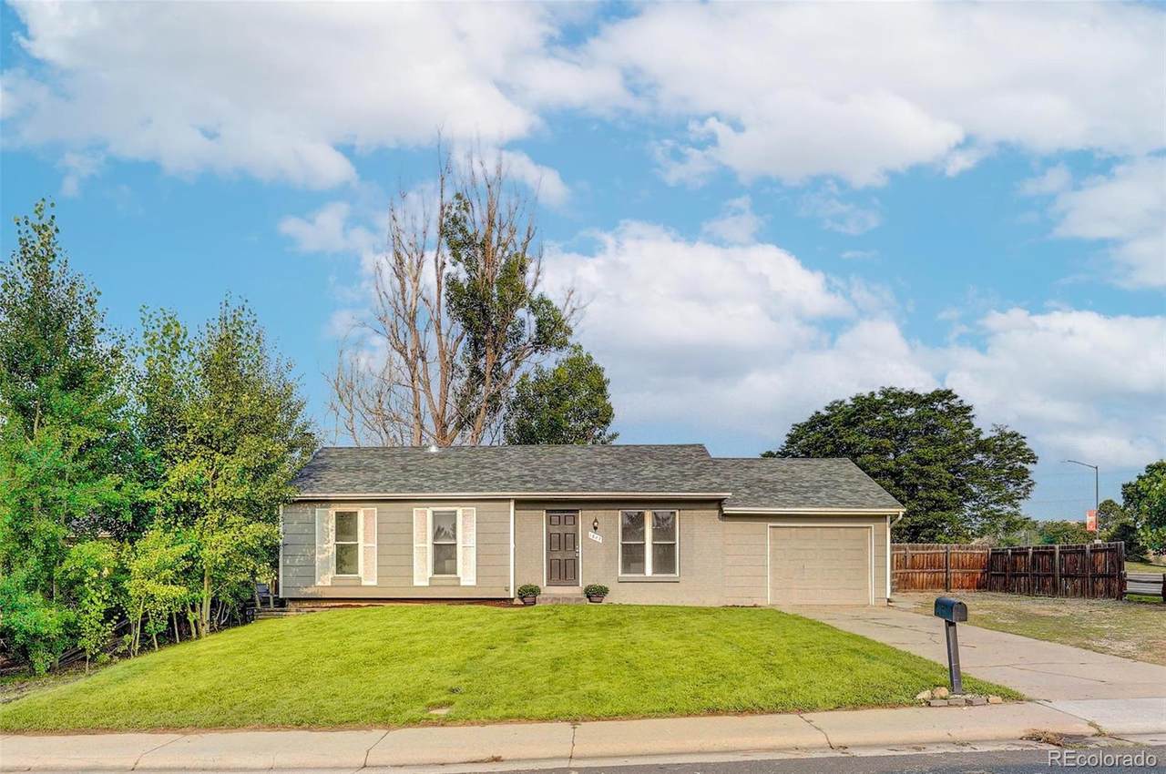 1687 Washington Avenue - Photo 1
