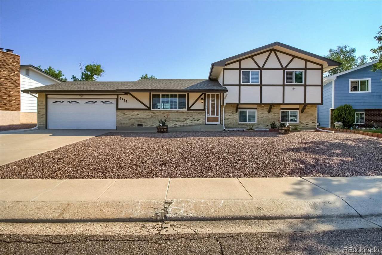 2411 Twilight Drive - Photo 1