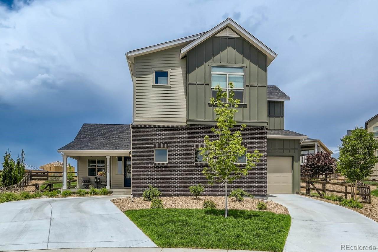 4543 Lakeside Drive - Photo 1