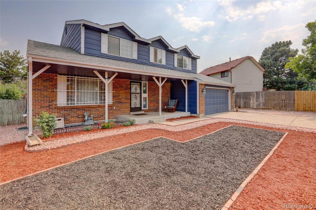 4670 Crown Boulevard - Photo 1