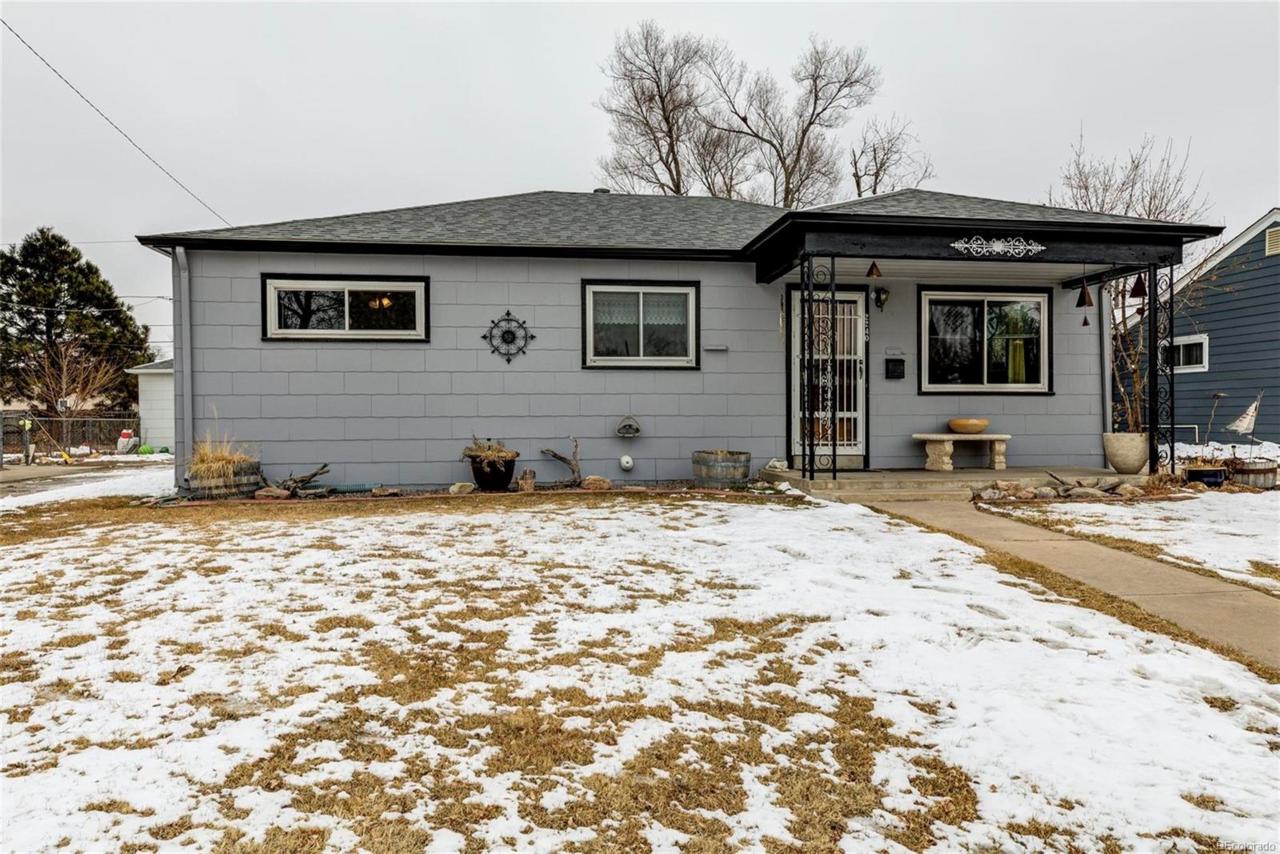 2240 Moline Street - Photo 1