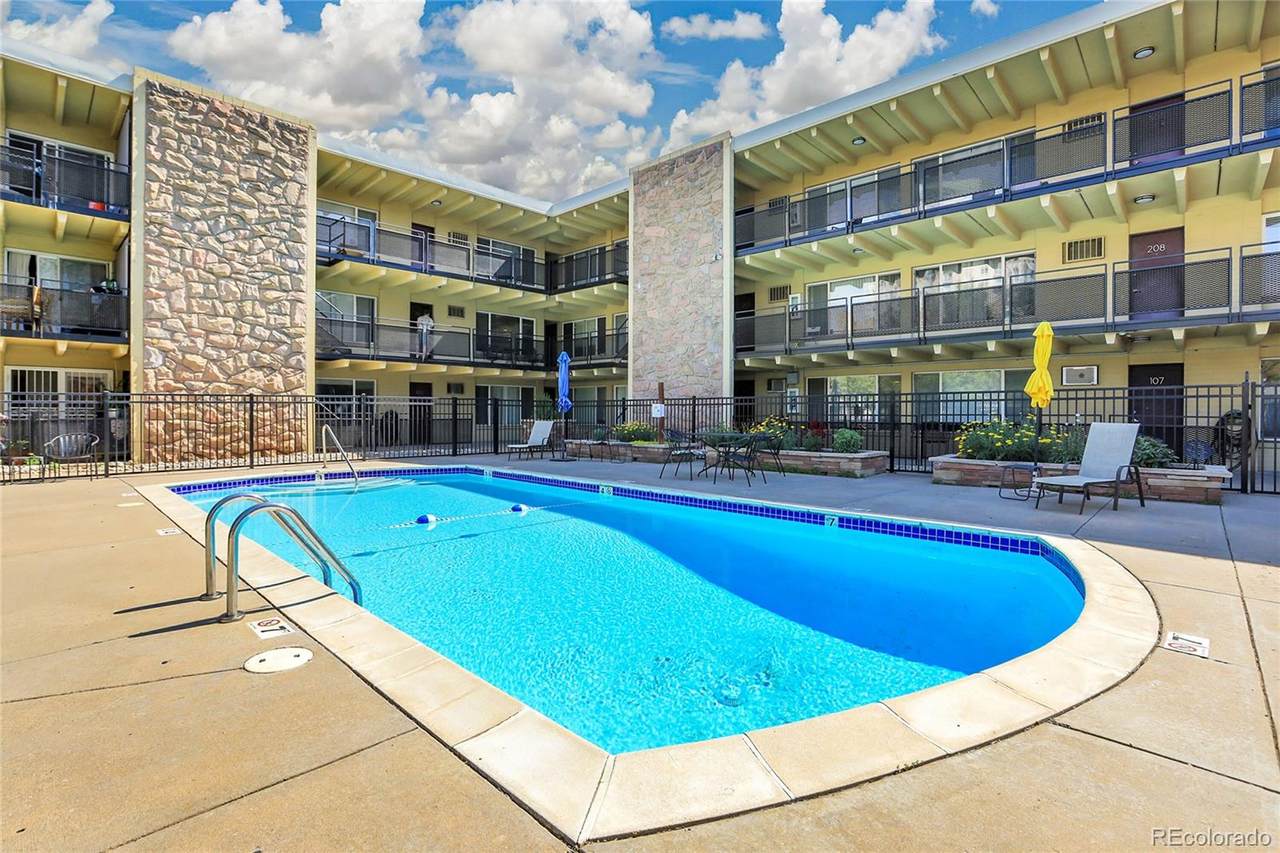 250 Pearl Street - Photo 1