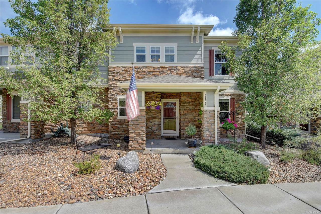 9193 104th Circle - Photo 1