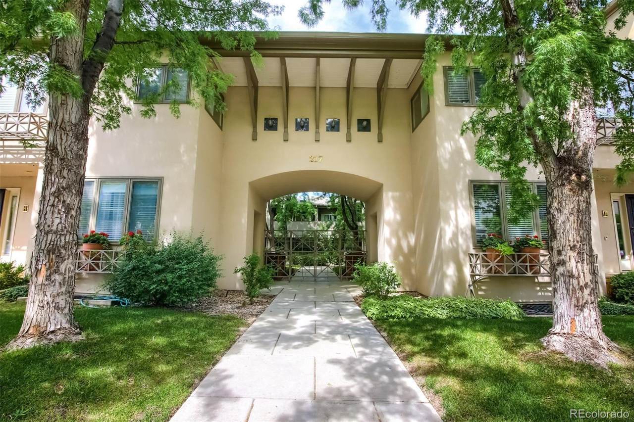 217 Jackson Street - Photo 1