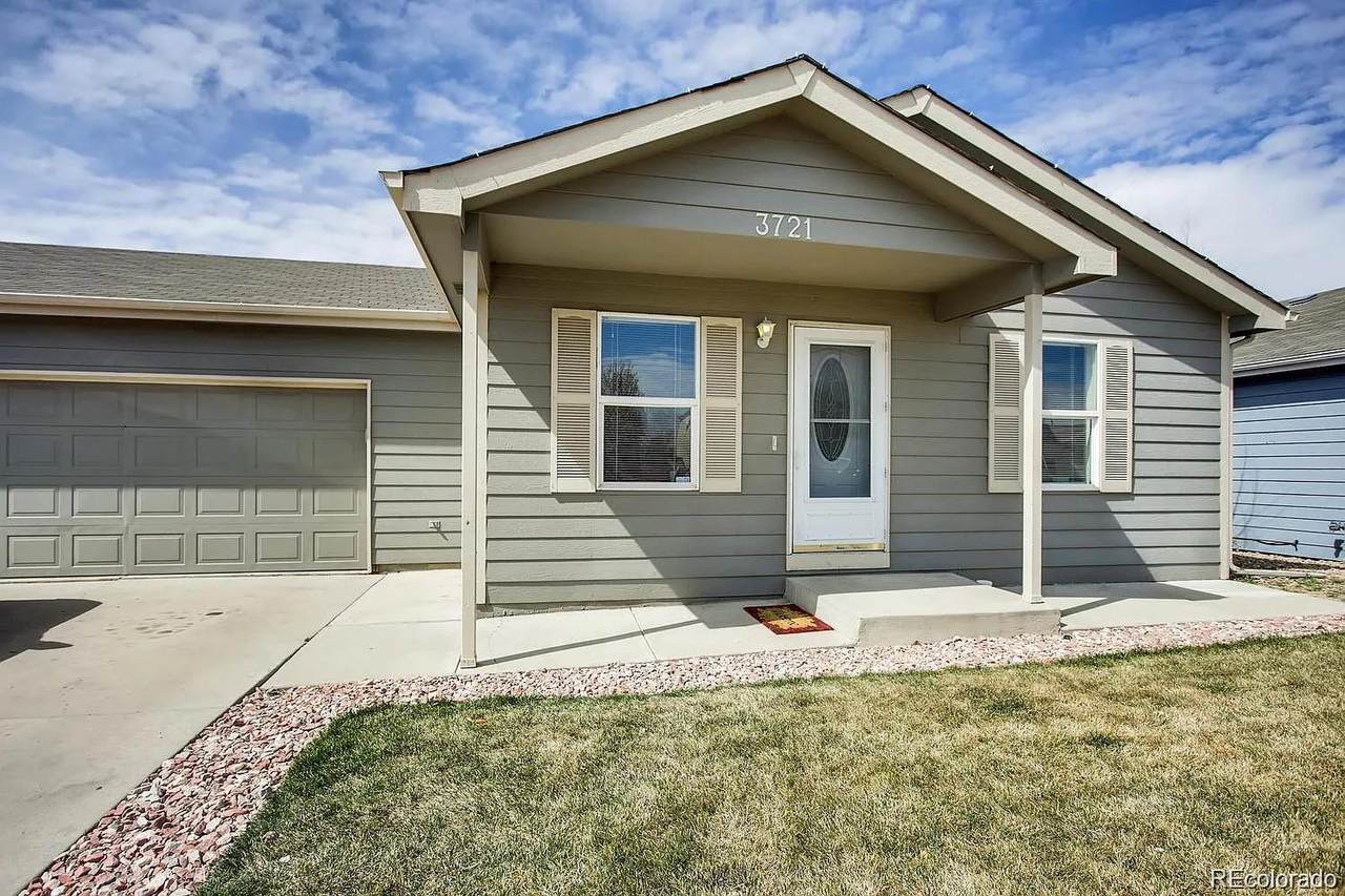 3721 Riverside Parkway - Photo 1