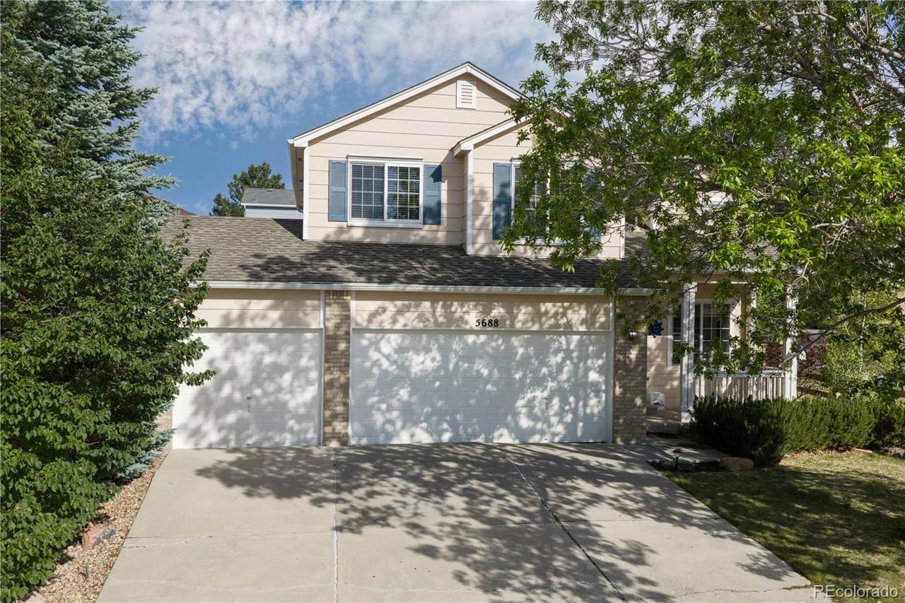 5688 Winnipeg Street - Photo 1