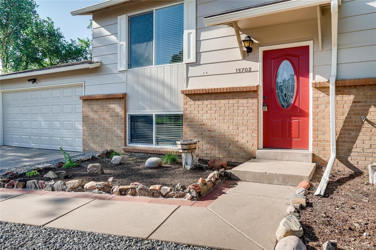 15702 Amherst Place - Photo 1