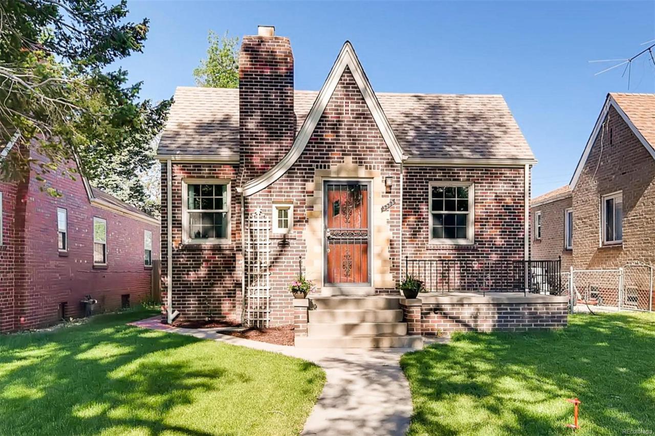 3333 Saint Paul Street - Photo 1