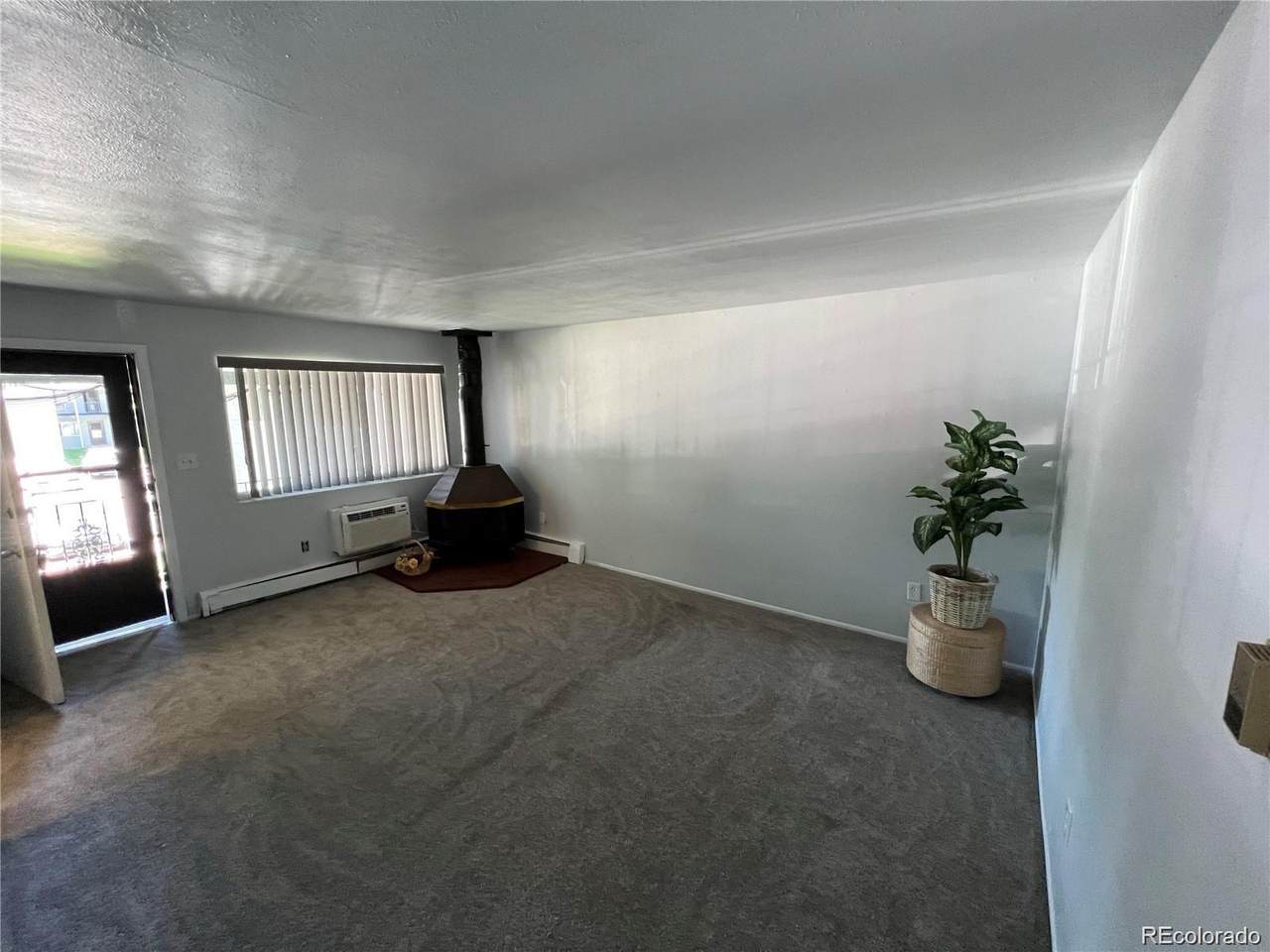 2565 Sheridan Boulevard - Photo 1