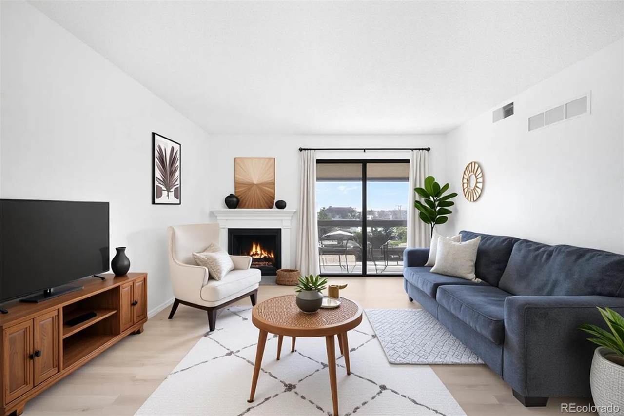 539 Wright Street - Photo 1