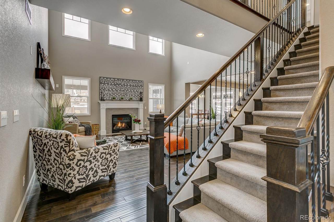 9443 Noble Way - Photo 1