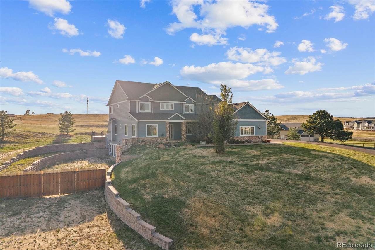 603 Coyote Trail - Photo 1