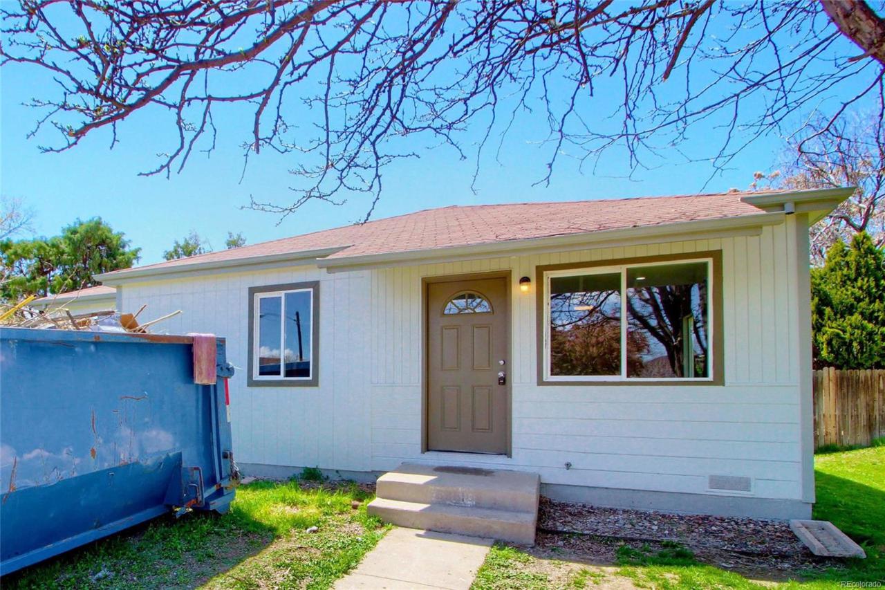8961 Gaylord Street - Photo 1