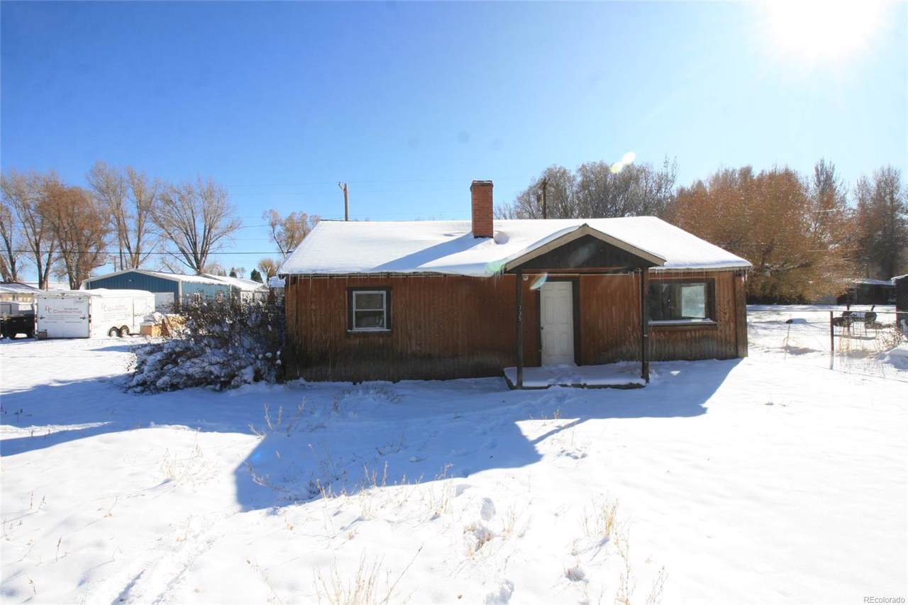 735 Jefferson Avenue - Photo 1