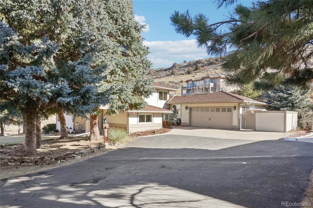 7084 Fox Paw Trail - Photo 1